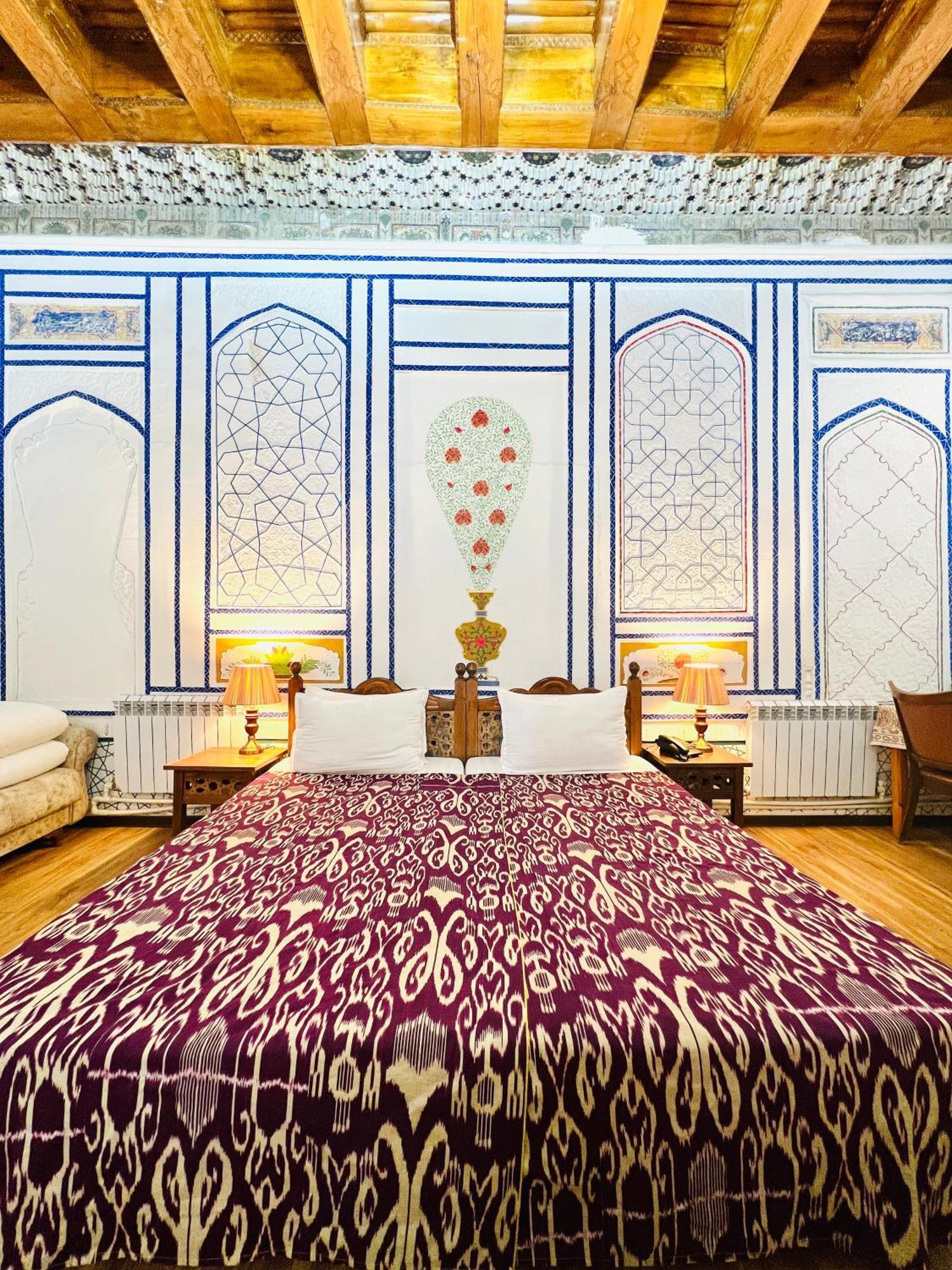 Komil Bukhara Boutique Hotel Zewnętrze zdjęcie